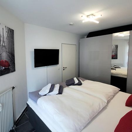 Komfortable 2-Zimmer-Ferienwohnung Am Kurpark Bad Kreuznach Esterno foto